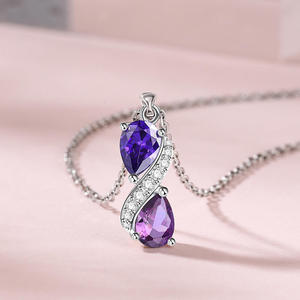 สร้อยคอเงินแท้ประดับคริสตัลทรงลูกแพร์สีตัดกัน Jeulia - Product Image 6