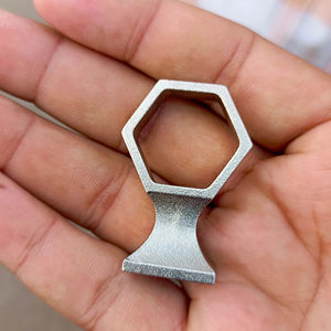 Pièces usinées CNC VMC en acier inoxydable, composants personnalisés pour l'usinage, le brochage, l'électroérosion à fil et les services de fraisage. - Product Image 1