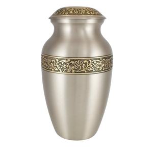 Urne de crémation en métal gravé en laiton de haute qualité pour cendres humaines urne adulte pour fournitures funéraires - Product Image 1