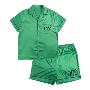 Conjuntos de camisa de hombre de satén de seda informal con botones de manga corta y logotipo de verano OEM personalizado al por mayor conjuntos de pijamas de satén de seda conjuntos de camisa de satén - Product Image 1