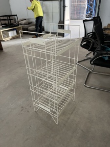 Support de rangement en métal moderne à 4 niveaux de haute qualité du Vietnam pour les gadgets de cuisine à usage polyvalent - Product Image 2