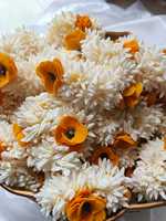 Gelang Gajra aroma melati perhiasan bunga untuk Haldi, Mehndi, Mayoon, Sangeet, menyerupai Pernikahan India untuk Sanggul rambut dan tangan