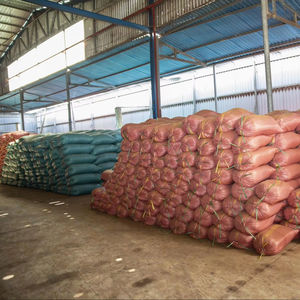 ใยมะพร้าวคุณภาพพรีเมียม 100 ลิตร สีน้ำตาล สำหรับปลูกพืช ขนาดบรรจุภัณฑ์ 60*100 ซม. สำหรับตลาดจีน - Product Image 1