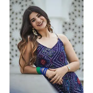 Conjunto de Traje Bandhej de Chifón Azul Puro para Mujer Nila con Calificación de 4.8 - Product Image 3