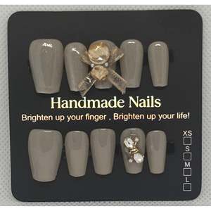 Smalto per Unghie Color Taupe, Tonalità Media, Materiale di Alta Qualità per la Cura delle Unghie, Prodotto Certificato - Product Image 1