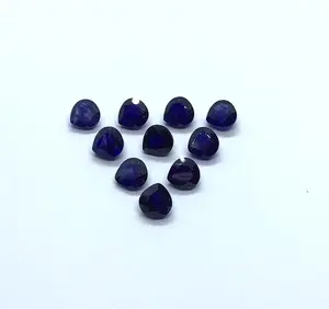 蓝宝石4毫米至12毫米心形切割刻面蓝色玻璃填充松散宝石，校准尺寸用于珠宝