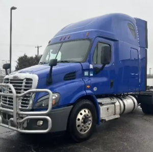 2022 2019 Used Sleeper <b>Truck</b> <b>Freightliners</b> Cascadias 113 Sleeper Semi <b>Truck</b> 60" Mid Roof Sleeper 450HP Automatic - Product Image 4