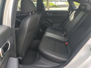 Honda Civic Sport 2024 d'occasion propre - Product Image 6