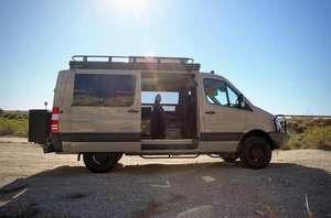 Autocaravana basada en Mercedes-Benz Sprinter, Casa Móvil, RV, Vehículo Móvil para Exteriores - Product Image 4