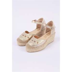 Alpargata cerrada con punta en cuña - Product Image 2