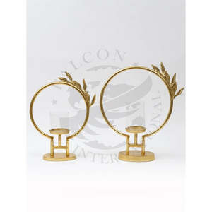 Porte-bougie en fer de luxe avec finition plaquée or, bords audacieux, décoration minimaliste élégante - Product Image 5