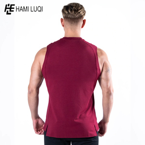 เสื้อกล้ามออกกำลังกายลำลองผ้าสแปนเด็กซ์สำหรับผู้ชายสีพื้นแห้งเร็วระบายอากาศได้ดีปักลายได้ตามต้องการ - Product Image 3