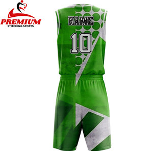 Conjunto de camisetas y pantalones cortos de baloncesto transpirables de secado rápido personalizados al por mayor, uniformes de fútbol con impresión personalizada para hombres jóvenes - Product Image 2