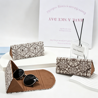 Étui à lunettes en PU à motif rétro fait main, étui à lunettes de soleil portable avec logo personnalisé, étui à lunettes pliable haut de gamme et esthétique