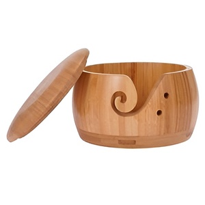 Elégant bol en bois pour crochet de fil à tricoter avec 12 crochets en bambou pour crochet cadeau pour maman grand-mère - Product Image 1