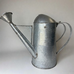 Jarra de agua de hierro galvanizado Premium con borde reforzado y boquilla larga para riego de jardín fino - Product Image 5