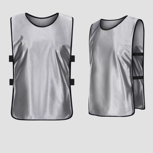 Compre al por mayor Chaleco de entrenamiento de fútbol personalizable chaleco reflectante de alta calidad Baberos de entrenamiento - Product Image 6