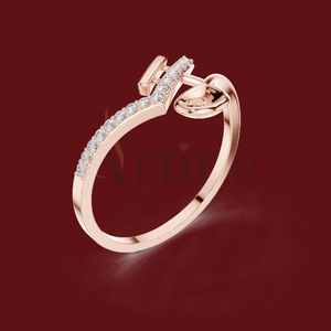 Cadeau d'anneau en forme de coeur 10K - Product Image 1