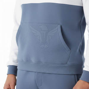 ชุดวอร์มผู้ชายสำหรับออกกำลังกาย ผลิตจากผ้าเนื้อบางเบาและวัสดุที่นุ่มสบาย เหมาะสำหรับการออกกำลังกายในยิมและการออกกำลังกายประจำวัน - Product Image 6