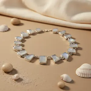 Collar de Plata 925 con Piedra Lunar, Joyería de Estilo Religioso para Mujer con Zafiro, Granate, Turquesa, Coral, Concha y Cuarzo - Product Image 2