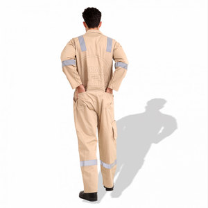 Uniformes de sécurité personnalisables avec bande réfléchissante pour les travailleurs en plein air Vêtements de travail de sécurité légers et respirants - Product Image 3