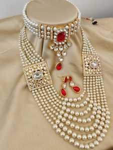 Ensemble de bijoux royal traditionnel indien de qualité supérieure plaqué or avec un magnifique collier double et de belles boucles d'oreilles pour femmes - Product Image 6