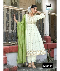 Plus belle mode indienne tendance pour les femmes longue Banglory soie avec broderie Anarkali Kurti robe avec Dupatta ensemble pour les femmes - Product Image 1