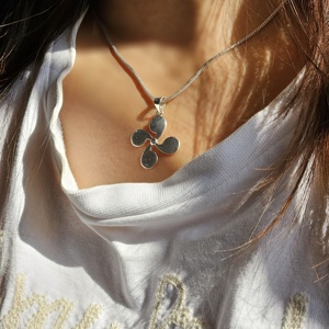 Colgante ligero de flor floral de Plata de Ley 925, el mejor regalo Navidad religioso de, colgantes y dijes finos para siempre - Product Image 3