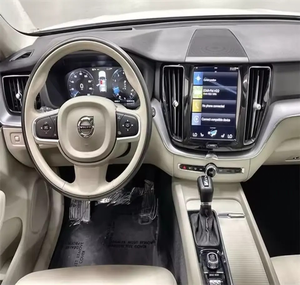 รถยนต์มือสอง ปี 2024 Volvo XC60 T5 Momentum 4 ประตู SUV ขับเคลื่อน 4 ล้อ พวงมาลัยซ้าย เบาะหนัง 5 ที่นั่ง จอสัมผัส กล้องมองหลัง - Product Image 6