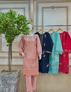 คอลเลกชัน ssumaira ของ2026ชุดเดรส3ชิ้นสำหรับฤดูหนาวชุดเดรสผ้าฝ้ายปักลาย - Product Image 6