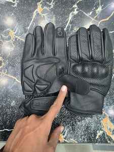 Gants de moto personnalisés pour hommes avec une meilleure adhérence, cuir durable, longueur poignet, écran tactile pour les sports de plein air et les voyages - Product Image 6