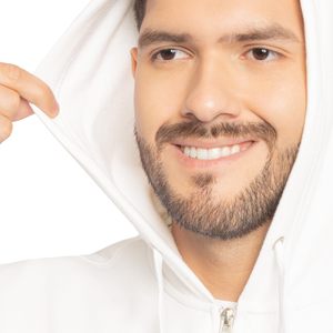 Sweat à capuche zippé pour homme, personnalisé avec logo, en polaire de qualité supérieure, 220g, écologique, pour l'hiver, uni, vierge, OEM - Product Image 3