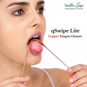 Limpiador de lengua de cobre puro HealthAndYoga qSwipe Lite con Mango antideslizante herramienta de higiene bucal ecológica de proveedor indio - Product Image 4