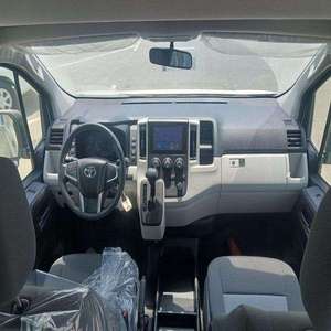 Furgoneta de Transporte Turboalimentada Usada 2024, Asientos Flexibles, Manejo Suave con Tracción Trasera, Perfectamente Mantenida, Suministrada desde Japón - Product Image 3