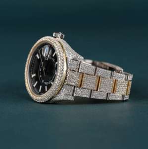 Montre de luxe en diamant Moissanite Montre automatique plaquée jaune Glacée VVS clarté Montre à cadran romain pour hommes et femmes - Product Image 4