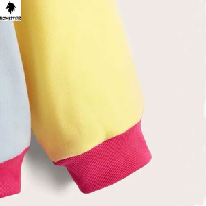 เสื้อฮู้ดของผู้ชายคอเสื้อมีฮู้ดผ้าโพลีเอสเตอร์100% น้ำหนักเบาดีไซน์ตามสั่งสำหรับฤดูหนาว - Product Image 3