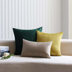 Hermoso Juego de 3 Cojines Decorativos de Terciopelo Coordinados, Diseño Cuadrado, Tamaños y Colores Variados para el Hogar, con Relleno - Product Image 3