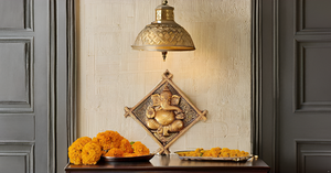 Sculpture murale Lord Ganesha de 13 pouces faite à la main en métal d'aluminium carré Style Art déco pour la décoration de la porte d'entrée principale - Product Image 3
