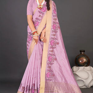 Saree Kadhi en lin d'abricot avec broderie de couleur assortie Travail élégant et léger - Product Image 1