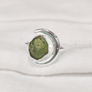 Bague pour femme en pierre brute, pierre précieuse péridot naturel, pierre de naissance d'août, croissant de lune, ajustable, en argent sterling 925 - Product Image 3