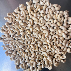 Échantillon GRATUIT de noix de cajou W180 W240 W320, noix de cajou séchées prêtes à être expédiées, Kaju Badam SANTIGO - Product Image 1