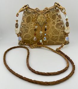 Votre sac à main en résine écologique fait main, unique, de créateur, de luxe, de haute qualité, au meilleur prix, au design décoratif - Product Image 5