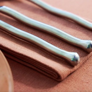 Ensembles de couverts en acier inoxydable fabriqués à la main, au design torsadé, allant au lave-vaisselle, couverts et argenterie de qualité alimentaire - Product Image 6