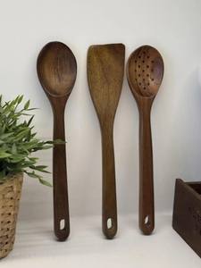 Ensemble d'ustensiles de cuisine en bois d'acacia naturel de qualité supérieure Cuillères de service Spatules Ustensiles de cuisine antiadhésifs Cuisson en bois massif faite à la main - Product Image 2