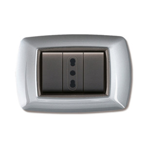 Placca Life Mod. Living Plastica Alluminio Chiaro 3 Posti - Product Image 1