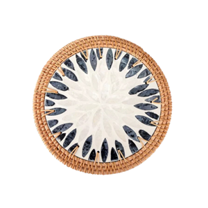 แผ่นรองจานเสิร์ฟสไตล์คลาสสิกทำจากมุกลายดอกไม้ประดับด้วยหวายหลากโทนสีธรรมชาติเป็นมิตรกับสิ่งแวดล้อม - Product Image 3