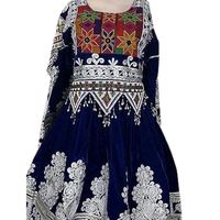 Robe traditionnelle afghane Kuchi pour femmes, robe en velours lourd brodée pour les événements de Nikkah et de mariage
