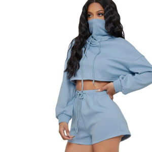 Sweat à capuche et sweat-shirt à fermeture éclair avec logo personnalisé pour femmes ensemble haut court à motif solide et pantalon de survêtement pour l'hiver respirant à bas prix - Product Image 1