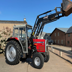รถแทรกเตอร์มือสอง Massey Ferguson 375 รุ่น Lo-Profile Cab ขับเคลื่อน 4 ล้อ พร้อมหัวลากและห้องโดยสารแบบปิด - Product Image 1