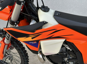 PRÊT À LA COURSE POUR LE VÉLO DE CROSS-COUNTRY KTM 250.XC 2026 À 6 VITESSES 100 % AUTHENTIQUE - Product Image 3